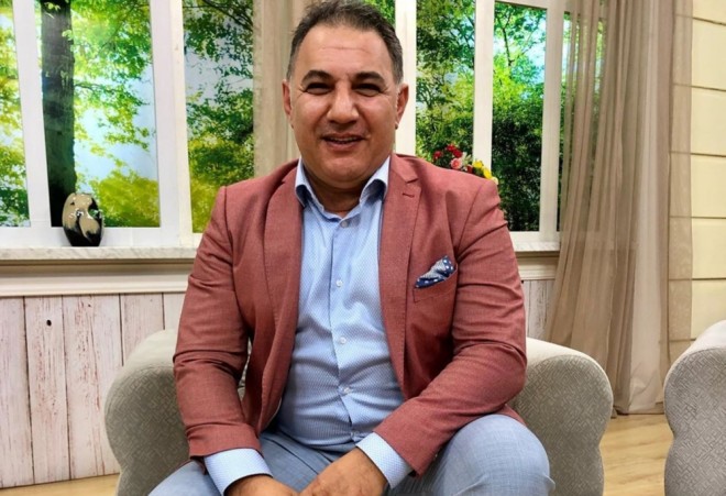 Ədalət ailə şəkillərini yayanları qınadı