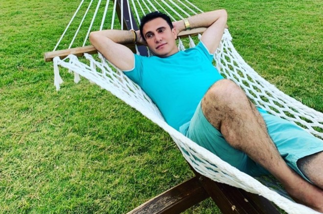 Nadir Qafarzadə&nbsp;bağ evini satdı