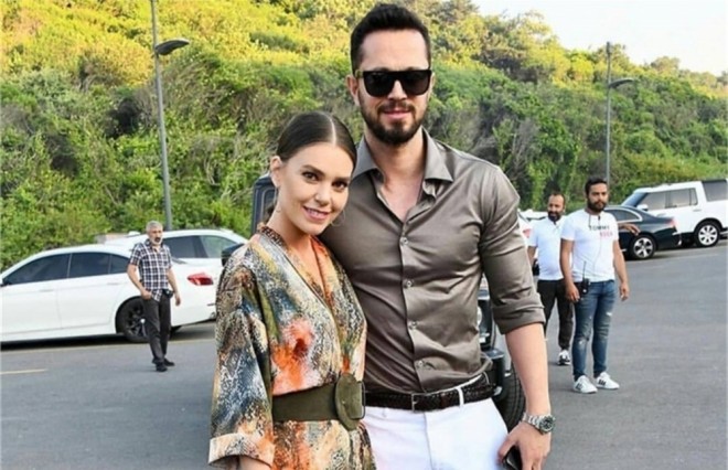 Murad Boz sevgilisi ilə kənd-kənd gəzəcək