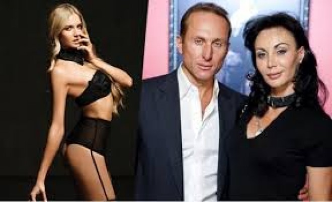 Milyarder ukraynalı modellə evləndi - foto