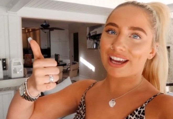 Bloqqer qazandığı pula villa aldı - foto