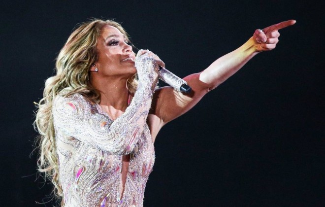 Cenifer Lopez Moskvada konsert verdi