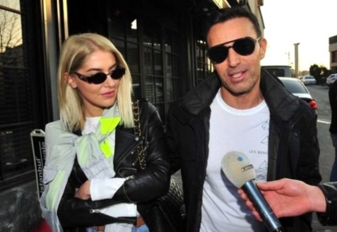 Model keçmiş sevgilsi ilə sevişir