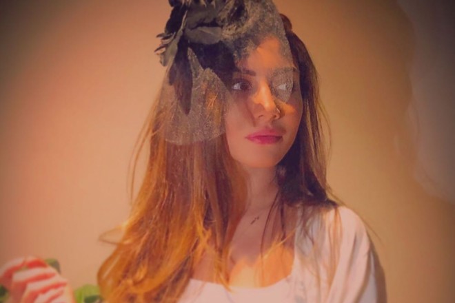 Aysel Əlizadə sevgidən yazdı