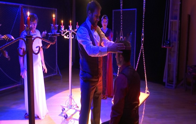 “YUĞ” Teatrı mövsümü “Lənət”lə açacaq