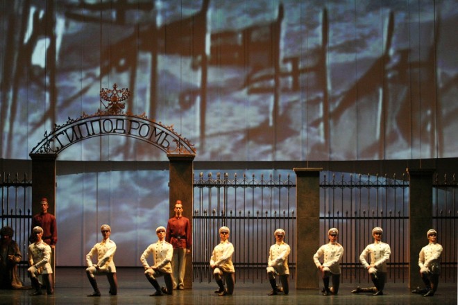 Timur Əsgərov qraf Vronskinin partiyasını ifa edəcək