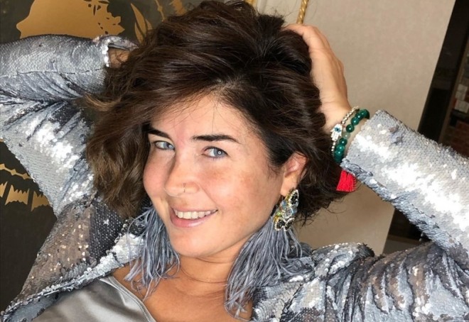 Elnarə&nbsp;saçlarını qısa kəsdirdi - foto