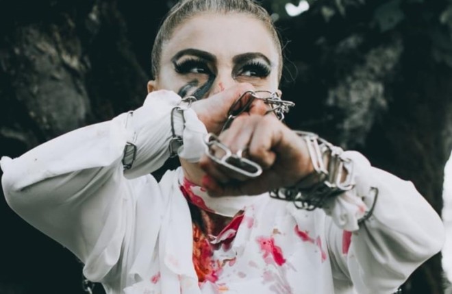 Aşıq Samirə özünü ağaca bağladı - fotosessiya