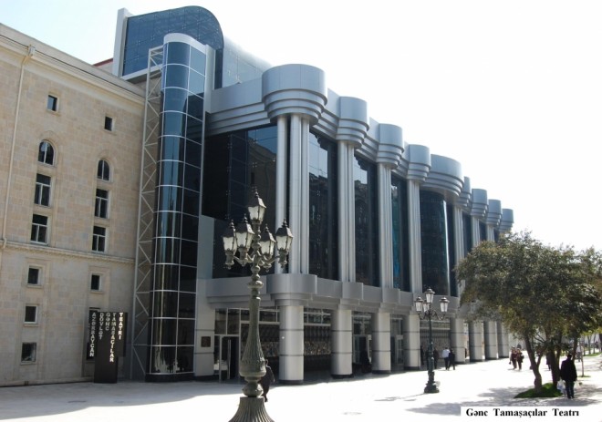 Gənc Tamaşaçılar Teatrı rusdilli tamaşaçılarını unutmadı