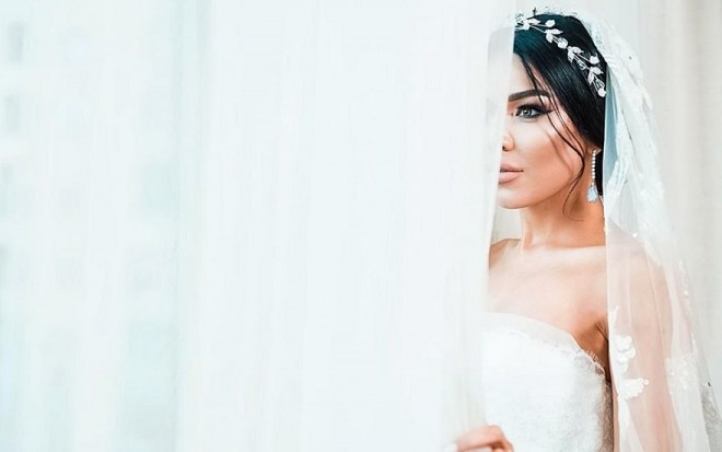 Emiliya Londonda yaşayacaq - foto