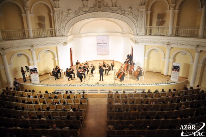 TÜRKSOY-un Gənclər Kamera Orkestri Bakıda çıxış etdi - foto