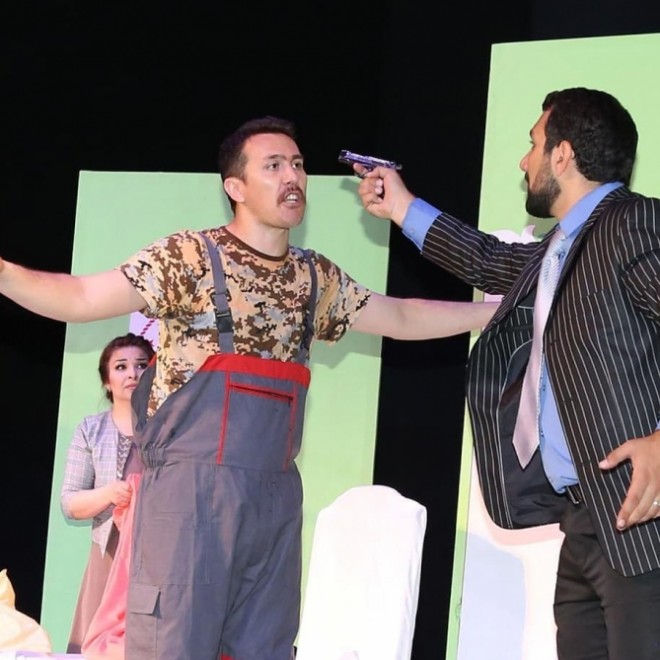 Mövsümü “Rəngsaz” tamaşası ilə açdı - foto