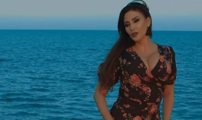 Çimnaz Soltanova müğənniliyə başladı - video