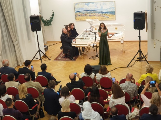 Vyanada Azərbaycan klassik musiqi axşamı - foto