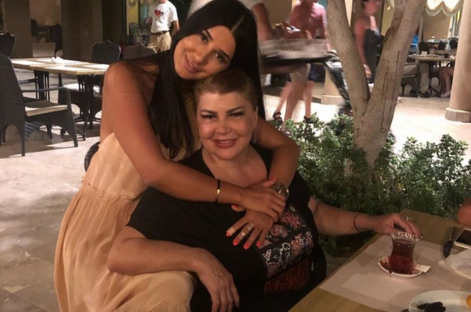 Mətanət İsgəndərli Türkiyəyə getdi - foto