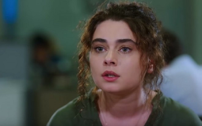 Serialda Şövkət Ələkbərovanın mahnısı oxundu – video