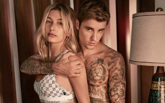 Castin Biber xanımı ilə yeni evə köçdü - foto