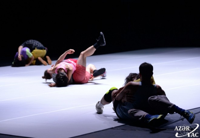 “Cosmic love” tamaşası nümayiş olundu - foto