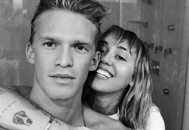 Mayli Sayrus yeni sevgili tapdı