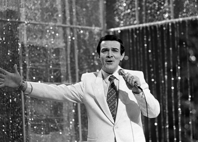 Müslüm Maqomayevin vəfatından 11 il ötür