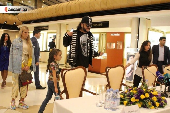 Filipp Kirkorov Bakıya gəldi - foto