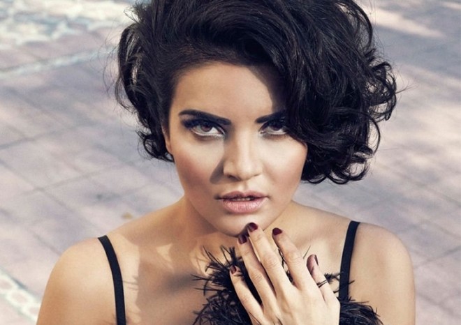 Müğənni həyəcanını gizlədə bilmədi - foto