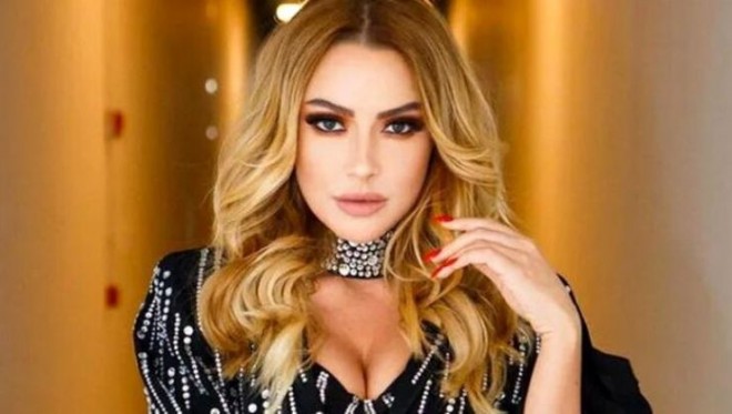 Hadisə uşaq vaxtı irqçiliyə məruz qalıb