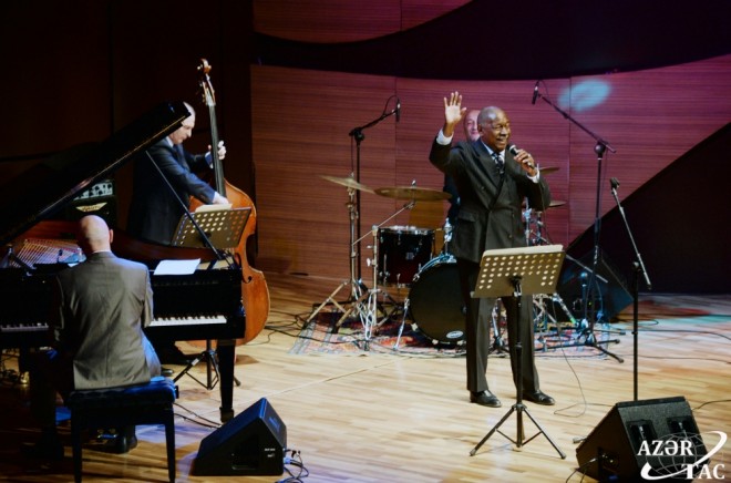 Ceymi Devis Bakıda ilk dəfə konsert verdi - foto.