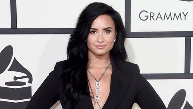 Müğənni yeni sevgili tapdı