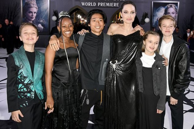 Ancelina Coli jurnalı üçün məqalə yazdı