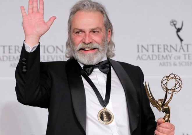 Türkiyəli aktyor "Emmy" mükafatı aldı