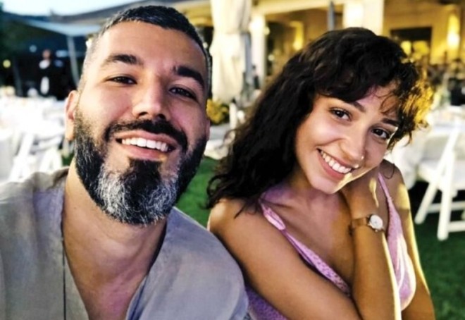 Müğənni nikah masasına əyləşir