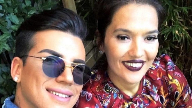 Demet Akalın sərt cavab verdi