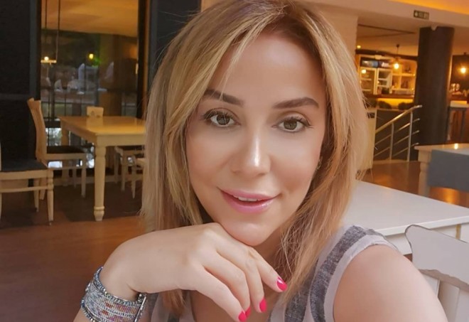 "Başqasında qüsur, ayıb axtarmaq asandır" - müğənni