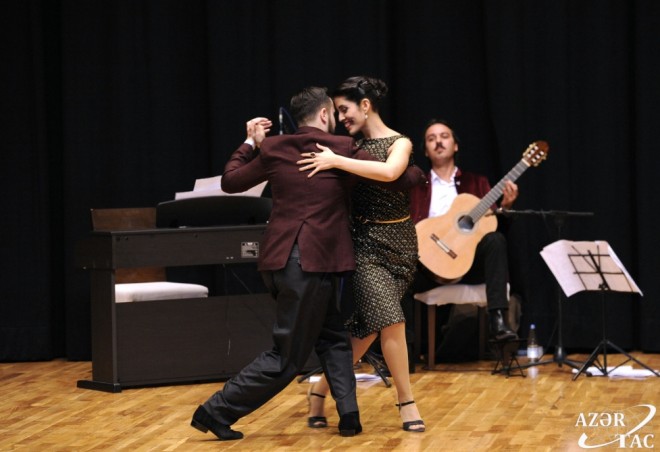 Bakı Tanqo Festivalında Qala gecə - foto