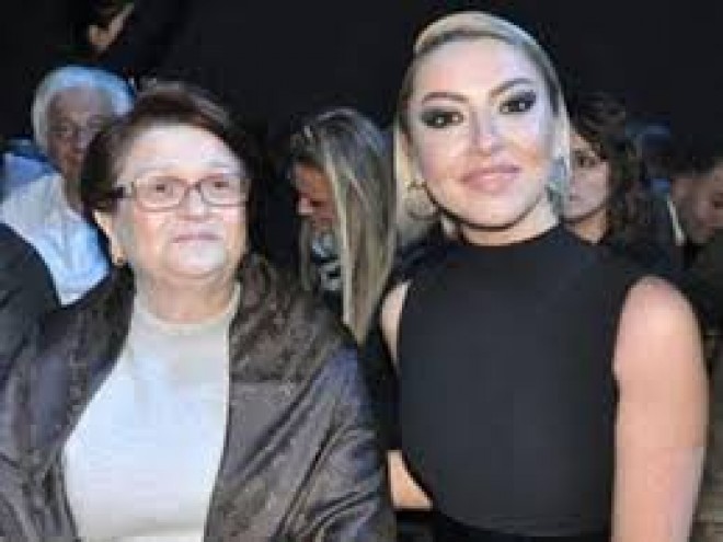 Hadisə anası ilə barışdı