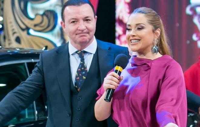 Əməkdar artist duet ortağına qadağa qoydu