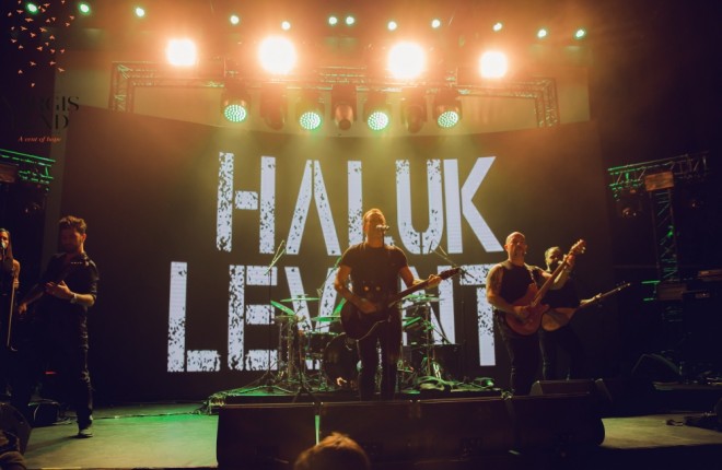 Halük Levent Bakıda xeyriyyə konserti verdi - foto