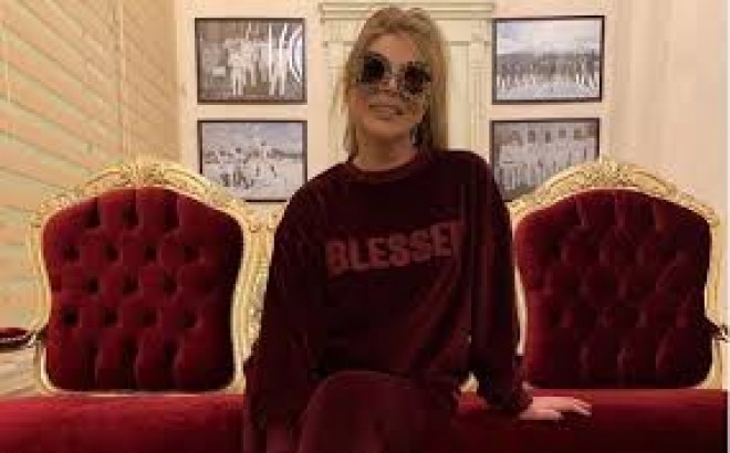 Aygün geyimi üçün 3833 manat xərclədi - foto