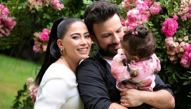 Tarkan qızının oyuncaqlarını uşaqlara göndərdi