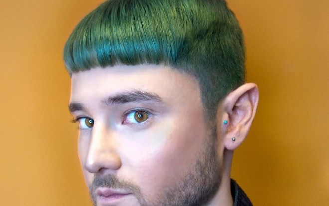 Eldar saçını&nbsp;yaşıl rəngə boyadı - foto