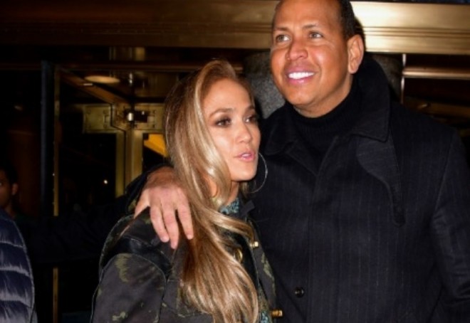 Cennifer Lopez nişanlısı ilə - foto