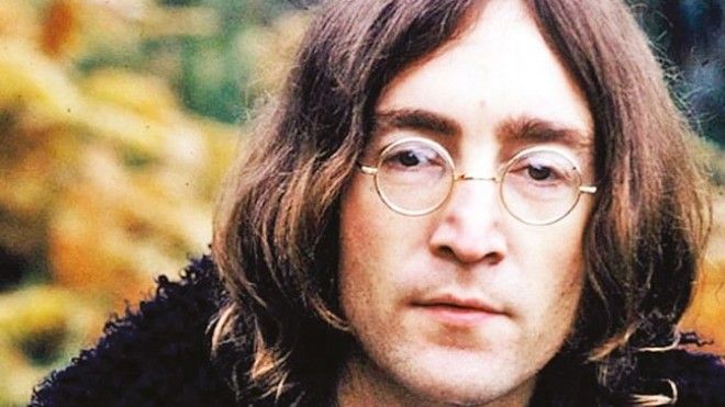 Gitaristin eynəyi&nbsp;170 min dollara satıldı