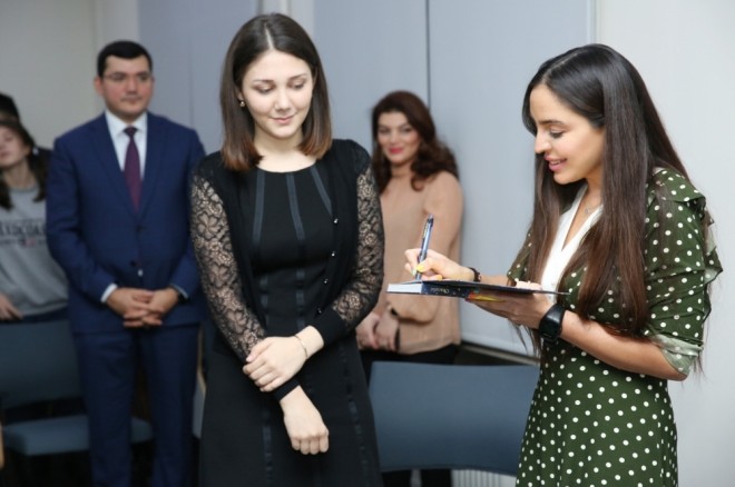 Bakıda poeziya gecəsi keçirildi - foto