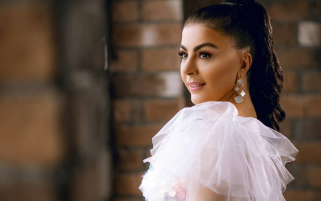 Aşıq Samirə&nbsp;həyatından gileyləndi