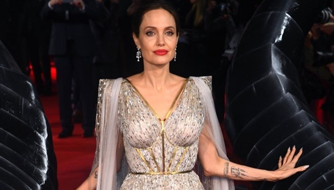 Aktyor Ancelina Colini təəccübləndirdi - foto