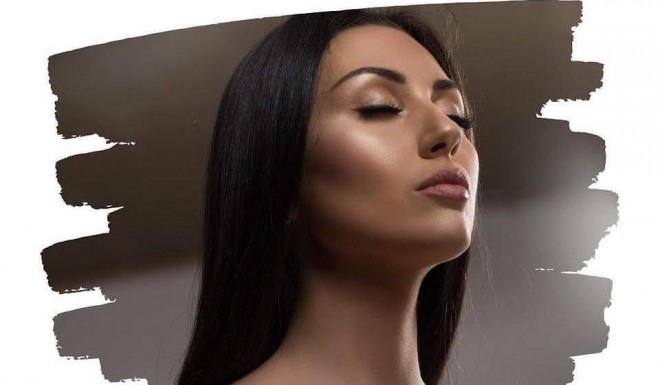 Safura yenidən müğənniliyə başlayır