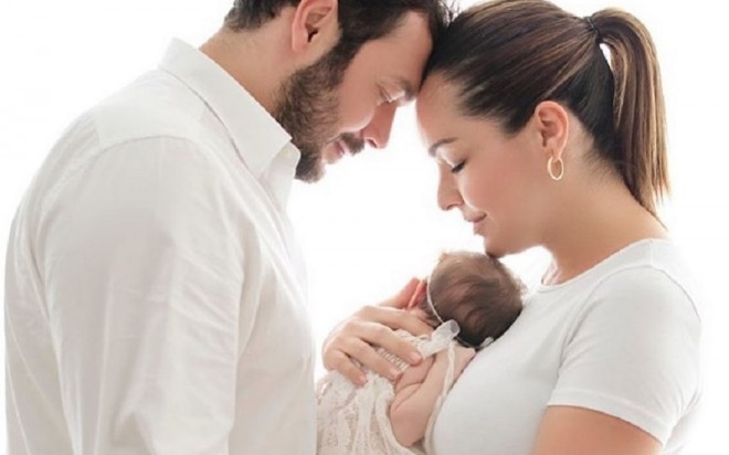 Müğənni qızı ilə 1 milyon lirə qazanacaq