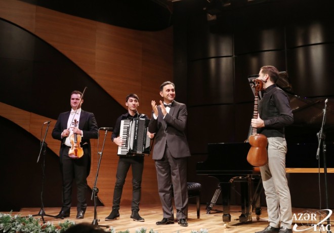 Həmrəylik Günü və Yeni il münasibətilə konsert - foto
