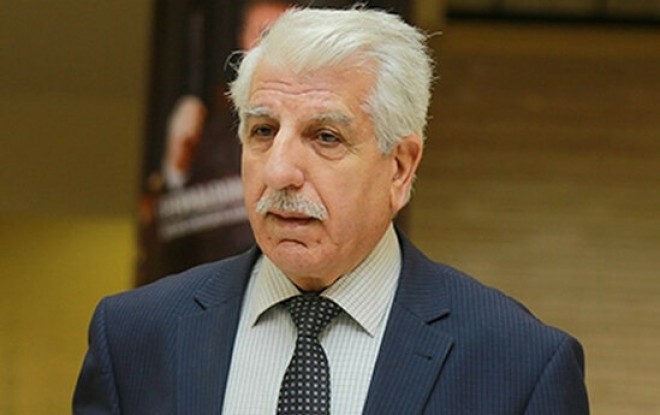 Xalq artisti işsiz qalmasından gileyləndi